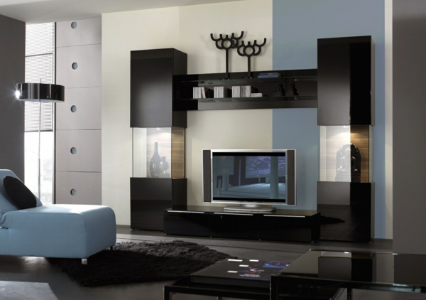 exklusive-tv-möbel-in-dunkler-farbe-modern