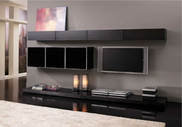 exklusive-tv-möbel-in-schwarz- und eine teppich in taupe farbe
