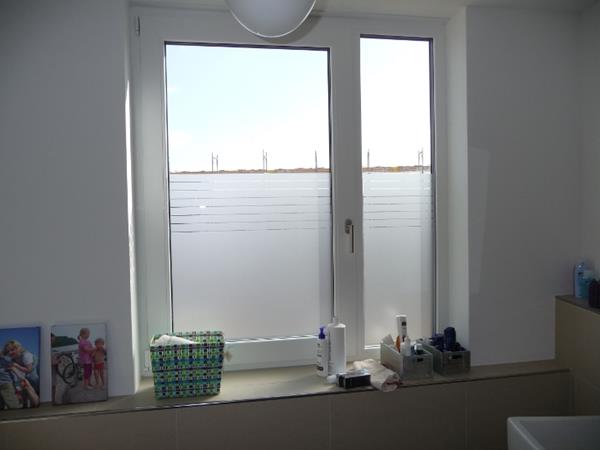 schöne-Sichtschutzfolie-für-das-Badezimmer
