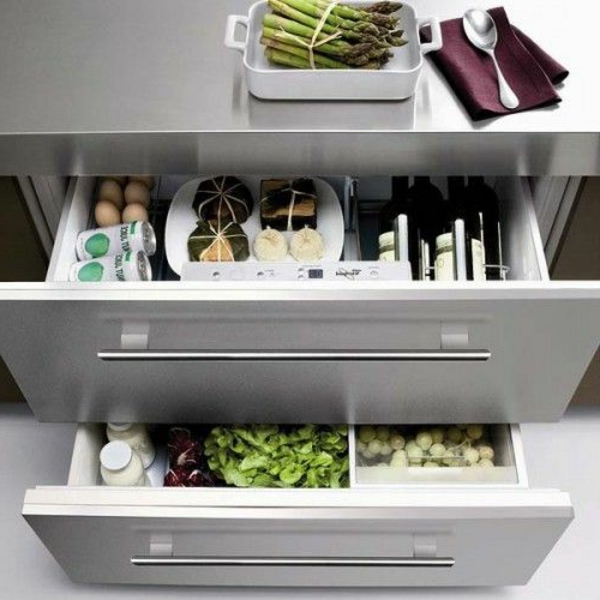 praktischer-Schubladen-Kühlschrank-für-die-Küche-Designidee