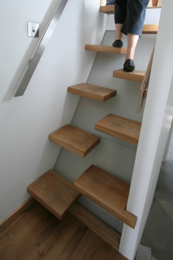 raumsparende-Treppen-im-Hause-Designidee