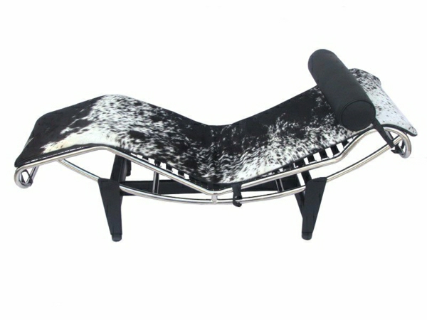 relax-liegestuhl-hintergrund-in-weiß - interessantes modell