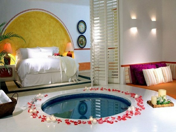 romantik-merkmale-runde-badewanne-neben-dem-bett