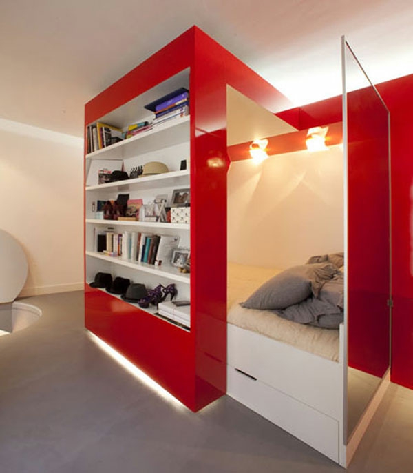 wohnideen-für- kleine-wohnung-elegantes-schlafzimmer-mit-roten-schränken