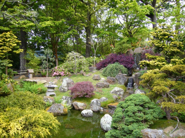 Japanische-Gärten-Design-Ideen-für-Gartengestaltung