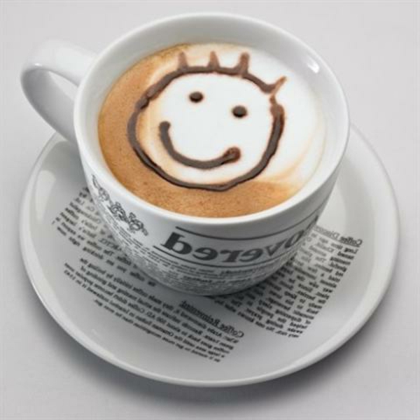 Tasse-Kaffee-mit-Lächelndes-Gesicht