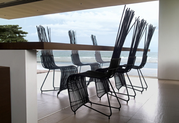 balkon-lounge-möbel-extravagante-stühle