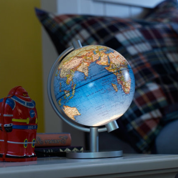 schöne-Nachtlampen-für-das-Kinderzimmer-Globus