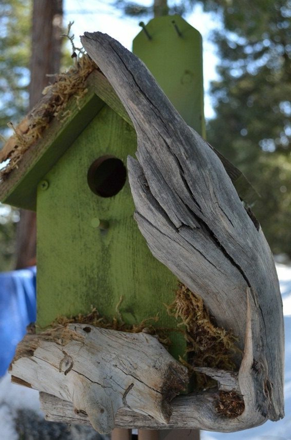 grüne-Vogel-Futterhäuser-selber-bauen