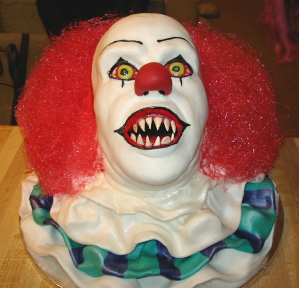 halloween-torten-schrecklicher-clown