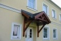Vordach aus Holz – schöne Ideen!