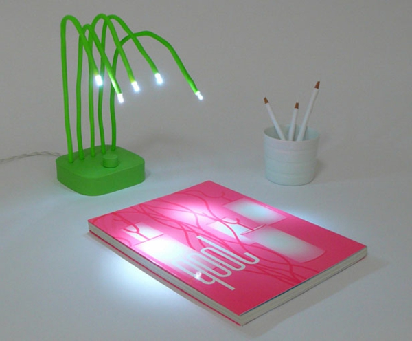 led-Designer-Tischlampe-in-grüner-Farbe-