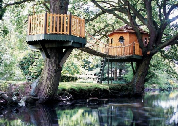 Baumhäuser-mit-einer-Brücke-bauen-Idee-