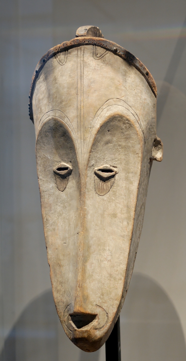 originell erscheinende afrikanische maske