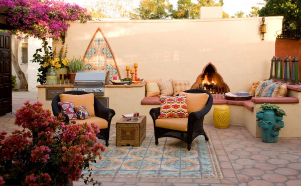 Marokkanisches-Design-Fliesen-für-die-Terrasse-Garten