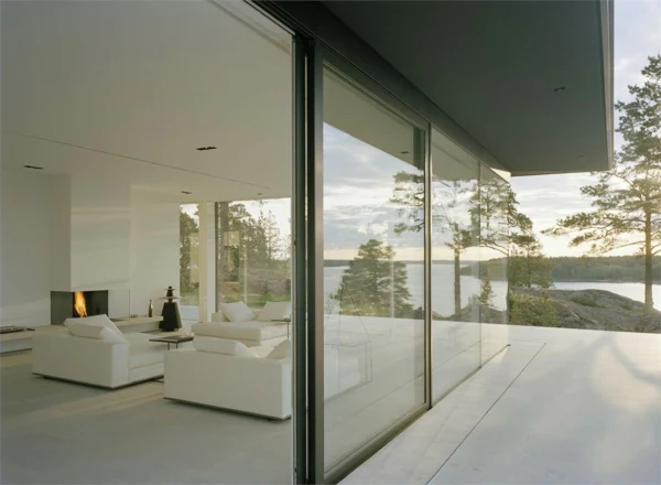 Schweden-super-moderne-Wohnung-Glaswände