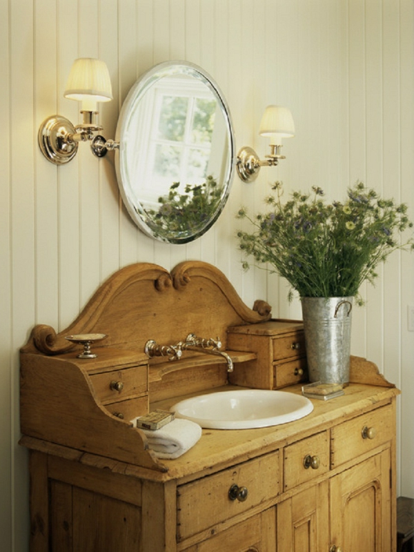 badmöbel-im-landhaus-stil-runder-spiegel