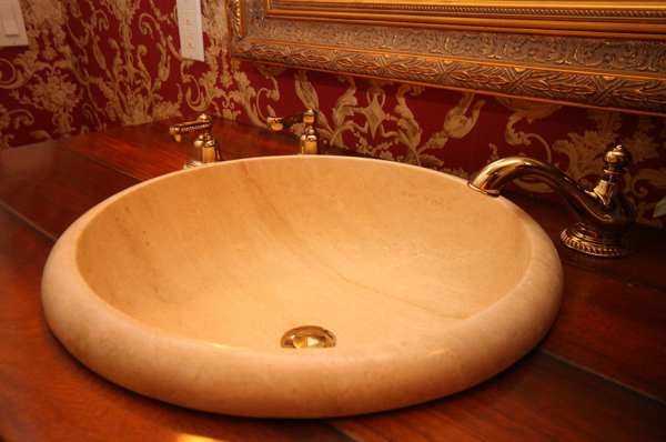 designer-waschbecken-mit-runder-form - aristokratisch aussehen