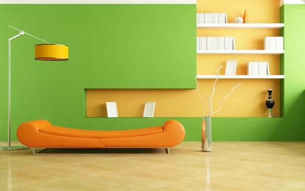 fantastische-Wand-.in-Grüntönen-Sofa-in-Orange