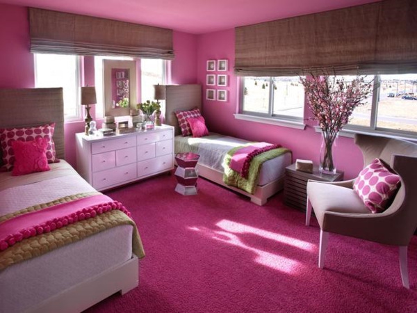 fantastisches-Schlafzimmer-in-rosa-Farbe