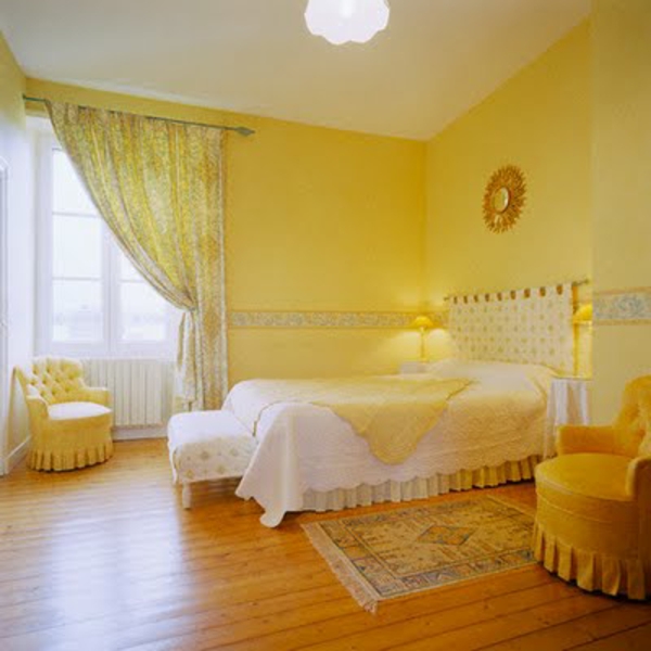 gelbe-farbgestaltung-im-schlafzimmer-super-aussehen