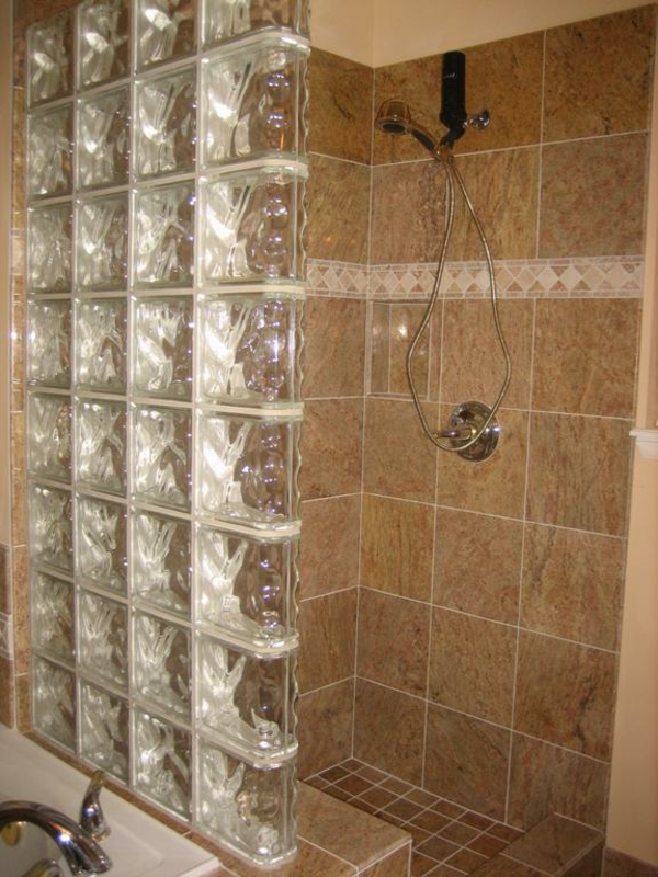 glasbausteine-für-dusche-modernes-aussehen