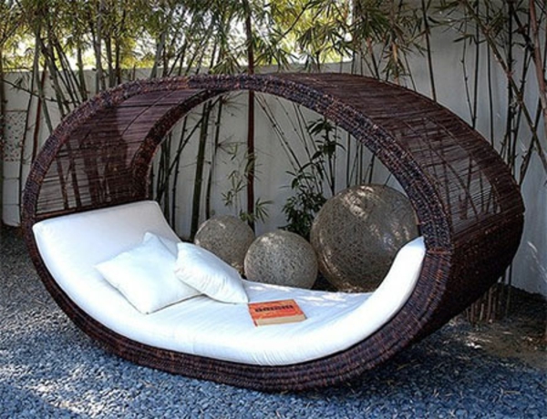 lounge-möbel-outdoor-neues-design-vom-liegestuhl