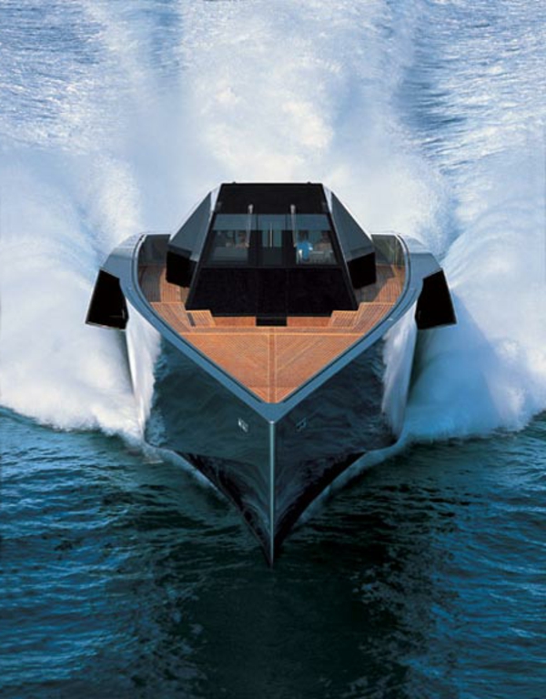 luxus yachten-wunderschönes-aussehen