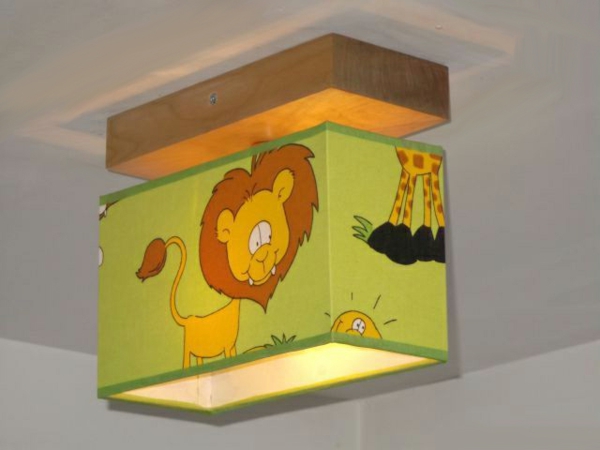originelle--Deckenlampe-für-Kinderzimmer-