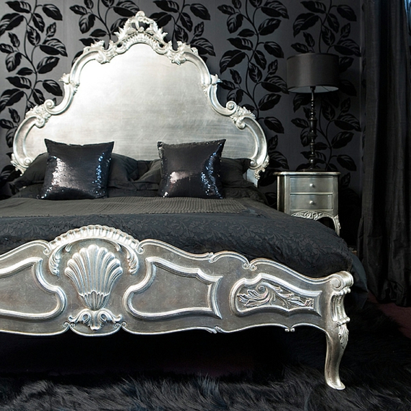 schwarze-wandfarbe-für-schlafzimmer-barock-stil