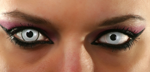 sehr-inspirierende-kontaktlinsen-für-halloween