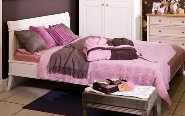super-tolles-Schlafzimmer-in-Rosa