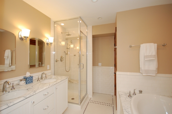 Badezimmer-Gestaltung-Interior—Design-Idee-mit-schönen-Eierschalenfarben