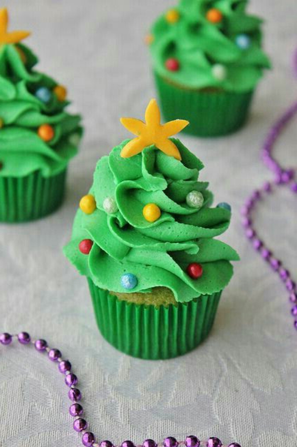 Rezepten-Cupcakes-für-Weihnachten-Weihnachtsbäume