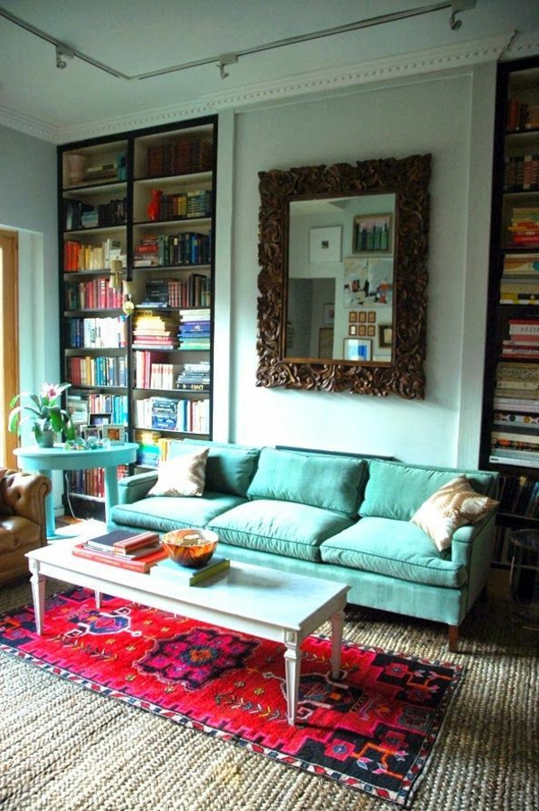gestaltungsmöglichkeiten-für-wohnzimmer-interessantes-sofa-in-blau