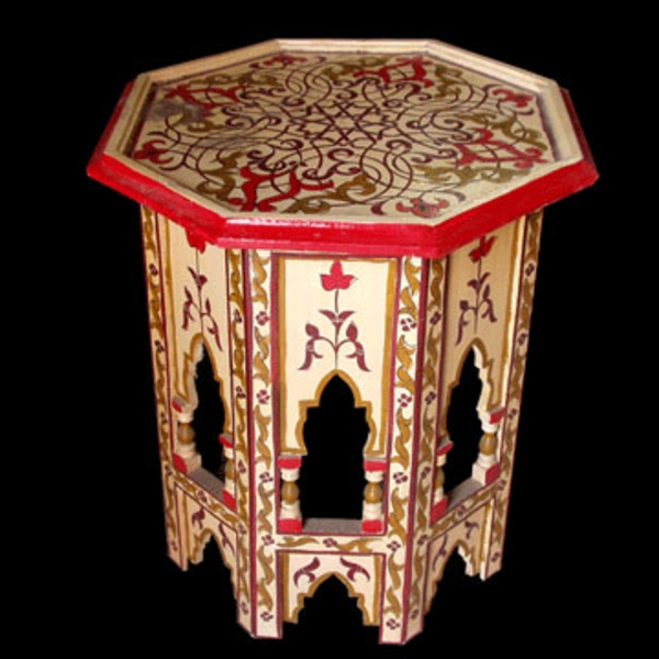 marokkanische-möbel-interessanter-tisch