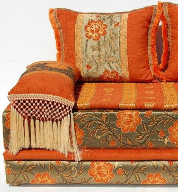 marokkanische-möbel-orange-sofa