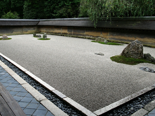moderner-steingarten-japanisch