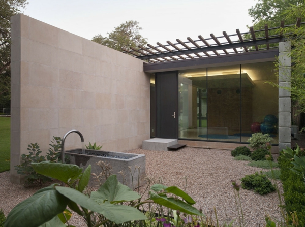 moderner-steingarten-luxuriöse-gestaltung