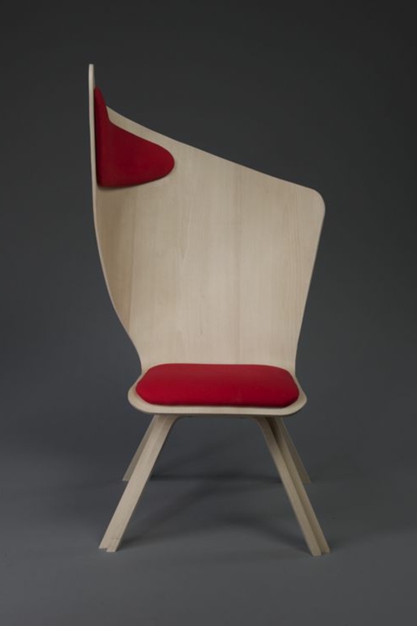 -modernes-Design-für-einen- designer-Stuhl-aus-Holz-