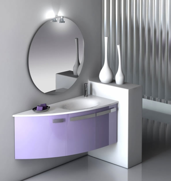 schönes-badspiegel-mit-lila-unterschränken