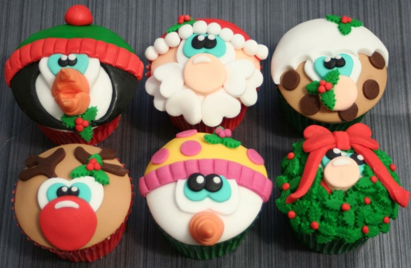 tolle-Ideen-für-Weihnachtscupcakes-Cupcakes-für-Weihnachten-verzieren