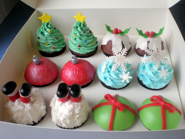 vielfältige-super-leckere-Cupcakes-für-Weihnachten