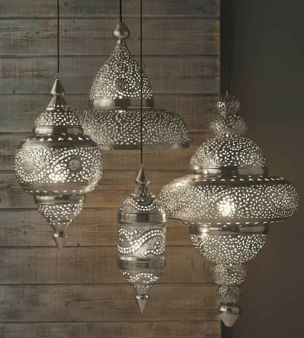 vier-wunderschöne-hängende-marokkanische-lampen