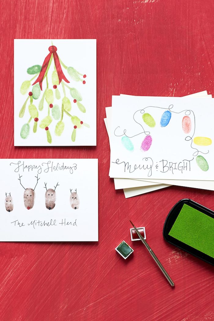 DIY Weihnachtskarten mit Fingerabdrücken, bunte Lichterkette, Rentiere und Mistel 