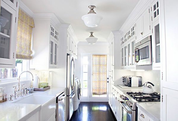 weiße-kleine-küche-einrichten-modern-und-kreativ-gestaltet