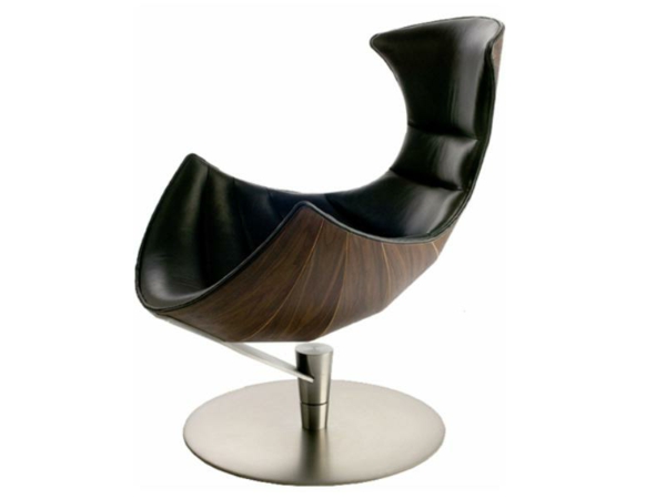 wunderschöner-Leder-Sessel-mit-coolem-Design