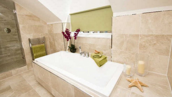 wunderschönes-modernes-design-vom-badezimmer-rollos-für-badfentser