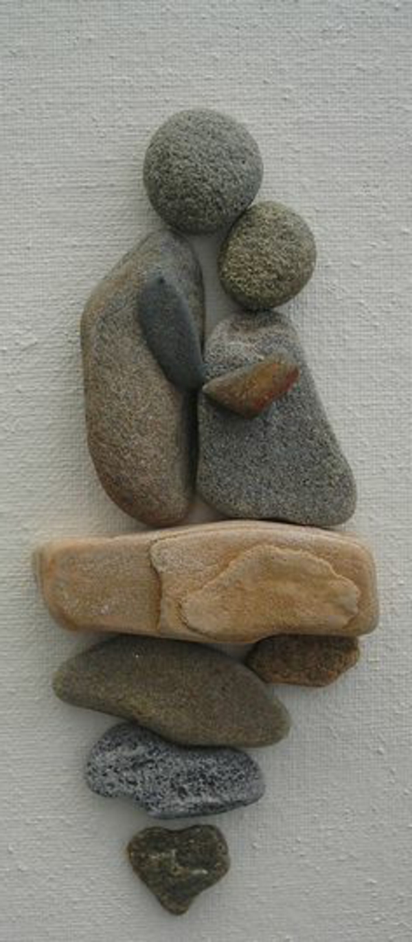 zwei figuren von menschen - super interessante stein dekoration