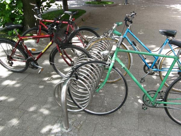 Fahrrad-Ständer-aus-Edelstahl